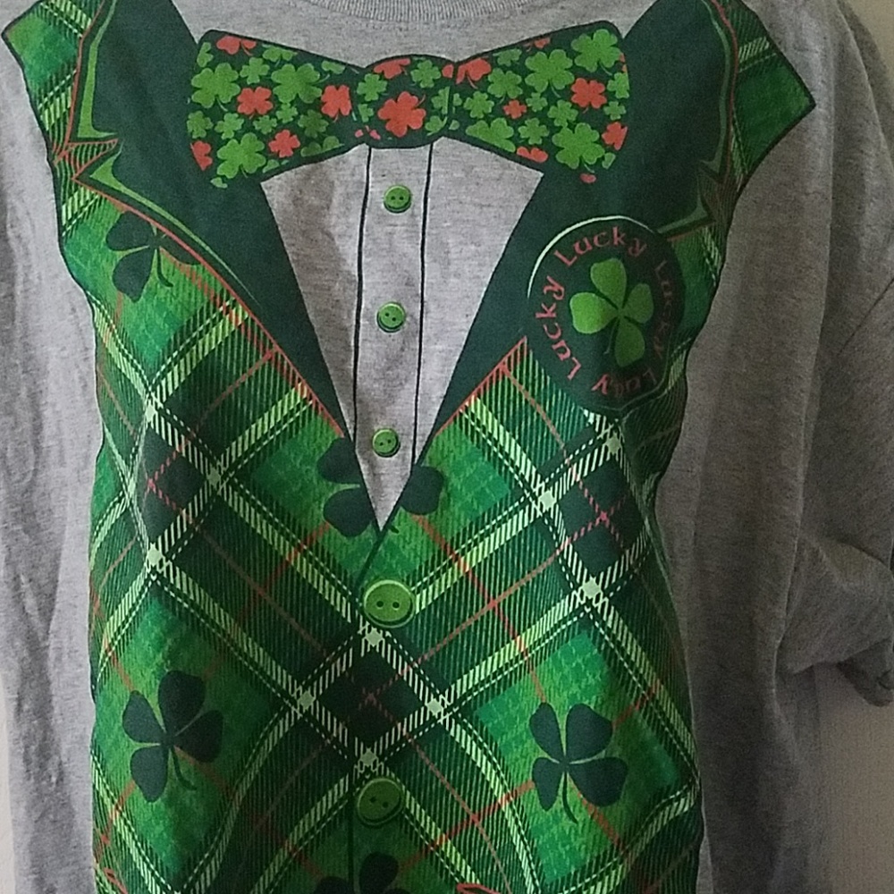 Top - Picture 2 of 2